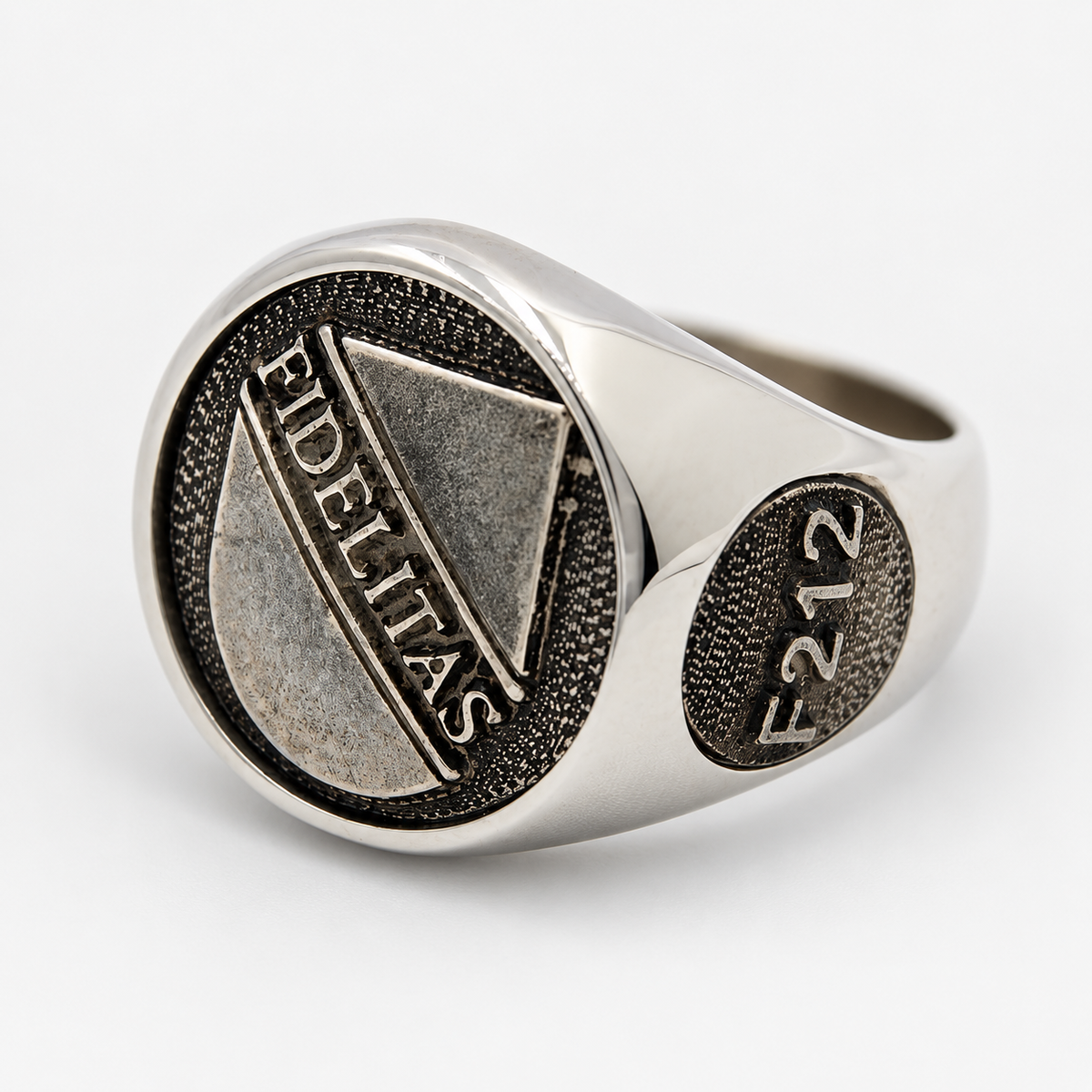 Fregatte Karlsruhe F212 Ring – erste Serie, Ansicht 1