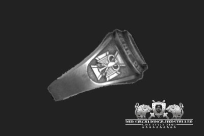 Traditional ring of German Bundeswehr special forces size 56 spinel purpur